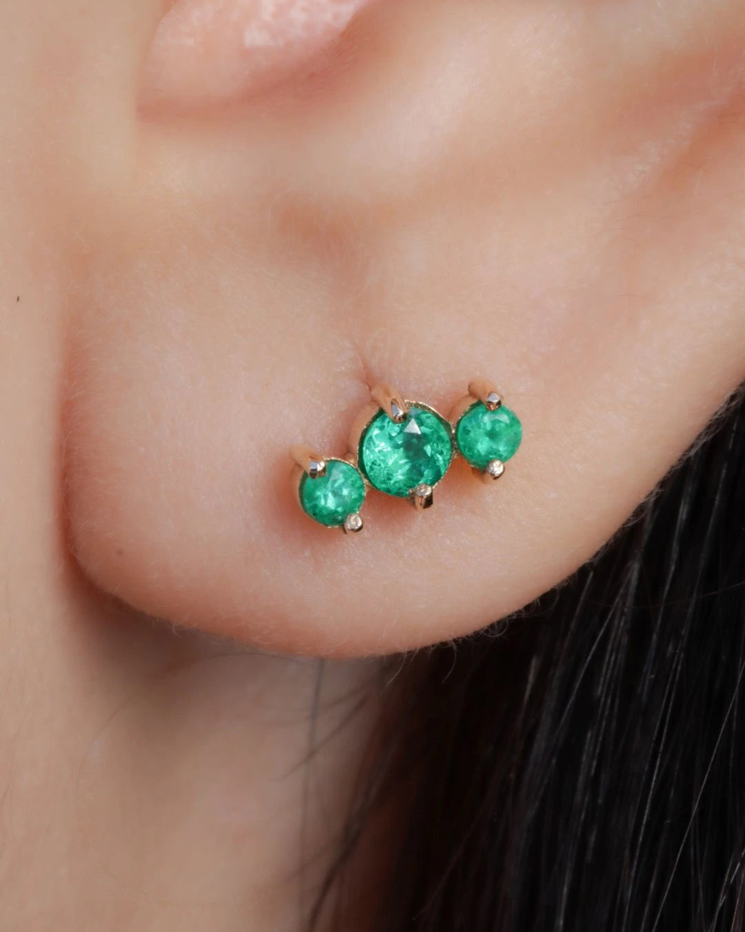 Colombian Emerald Trio Labret in 18K Gold