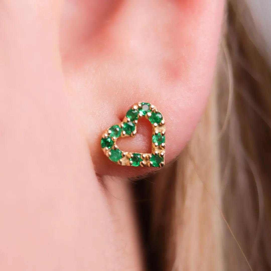 Labret Corazón con Esmeraldas Colombianas en Oro 18K