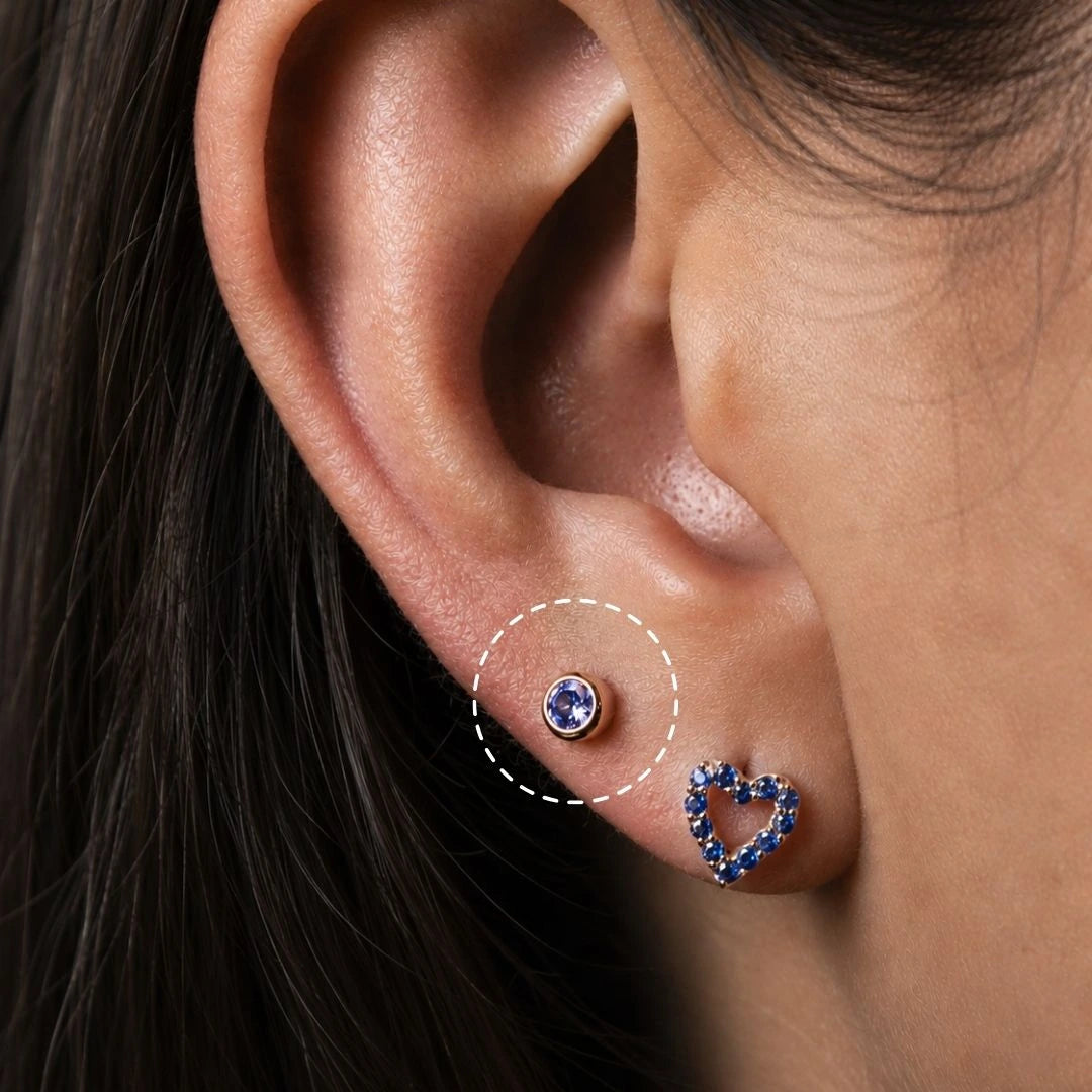 Mini Labret con Tanzanita Violeta Oro 18K