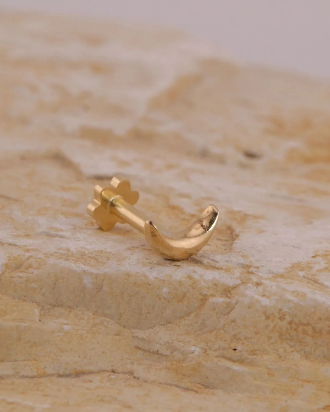 Labret Luna en Oro Sólido 18K