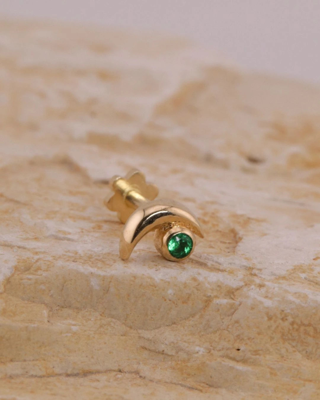 Crescent Moon Labret with Colombian Emerald in 18K Solid Gold