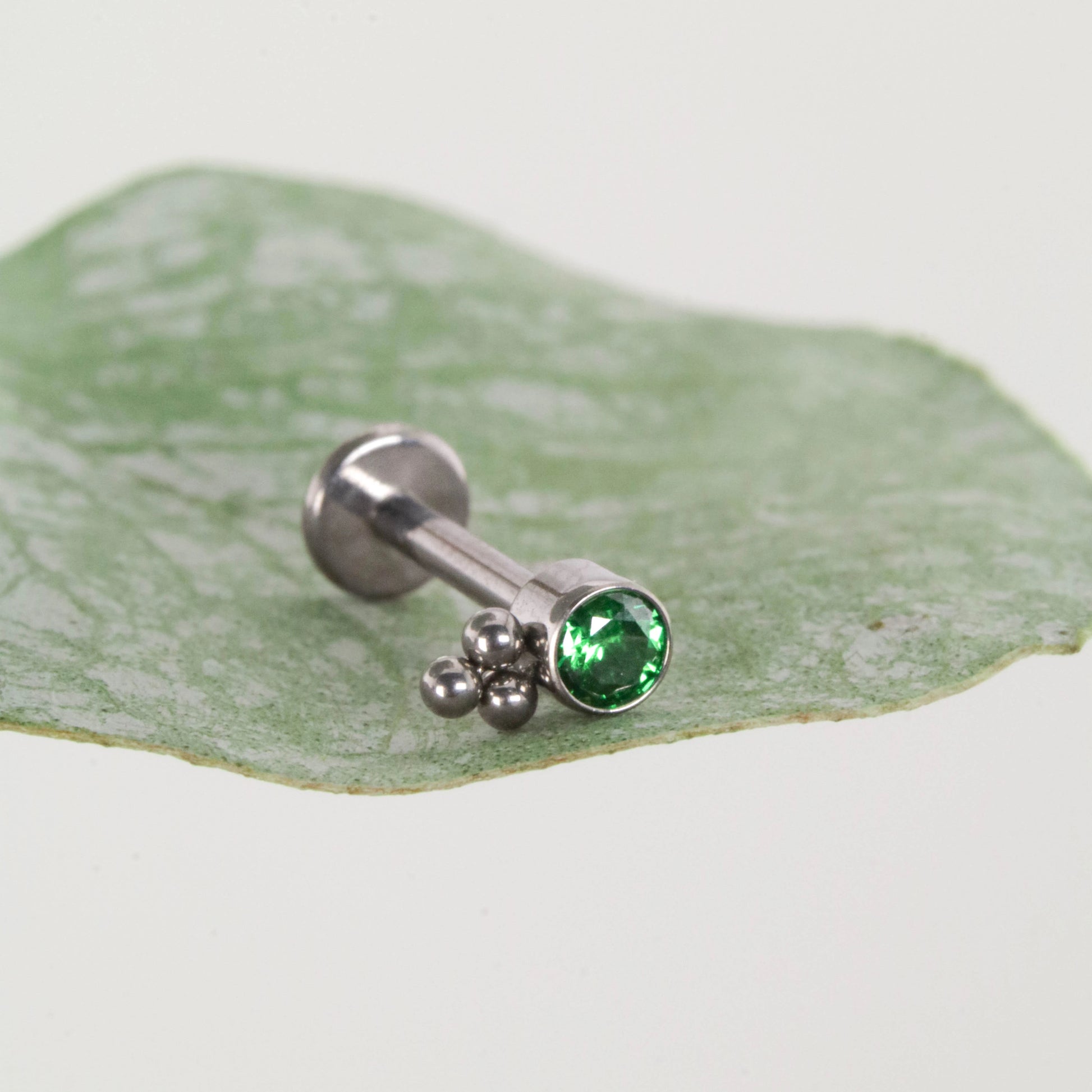 Titanium Mini Green Labret