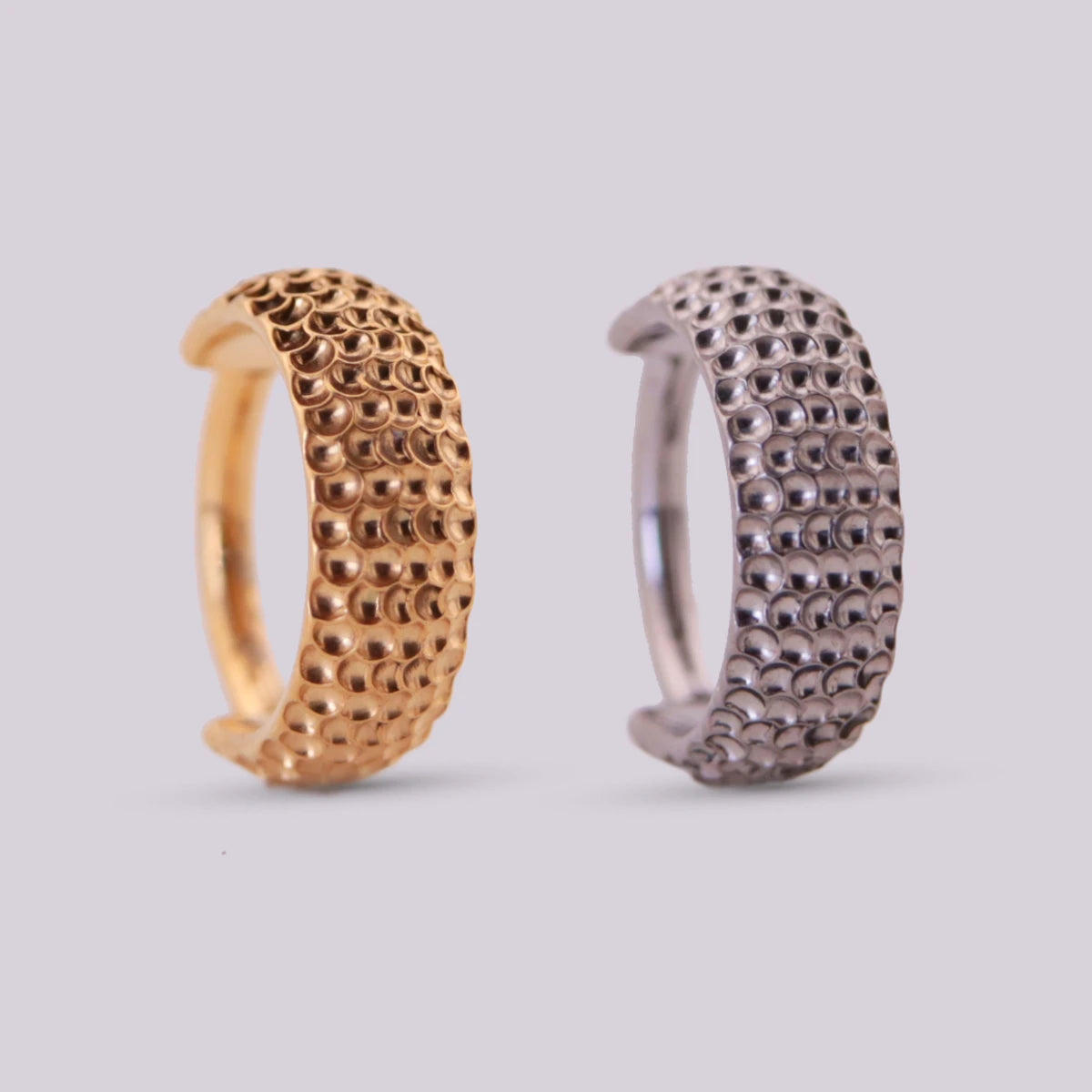 Aro Clicker Iras en Titanio – Plateado y Dorado