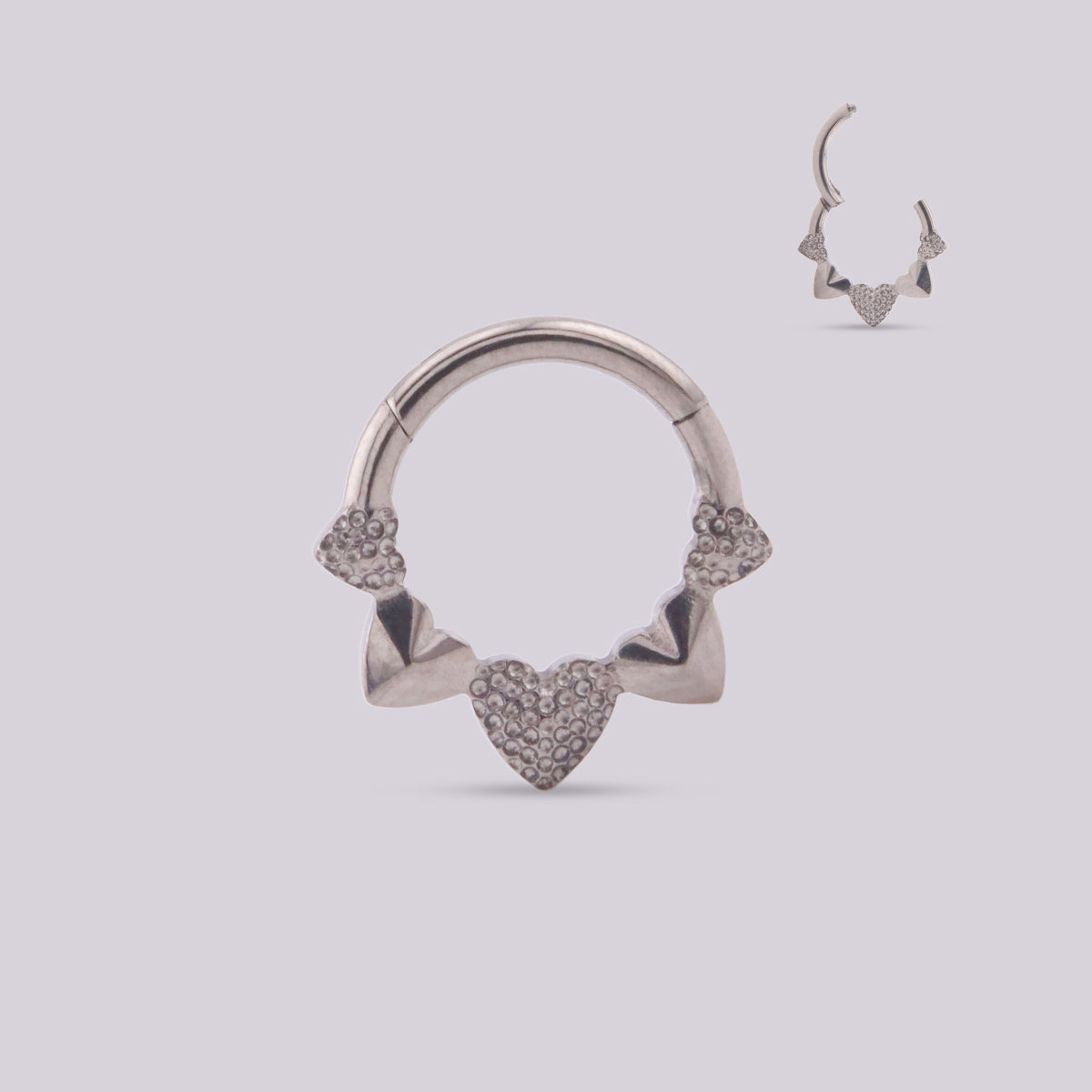 Aro Clicker Corazón en Titanio – Daith & Septum