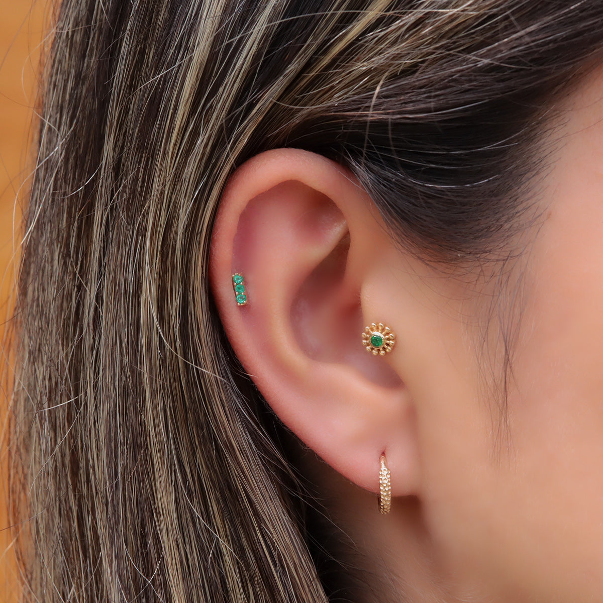 Labret Sol en Oro 18K con Esmeralda Colombiana