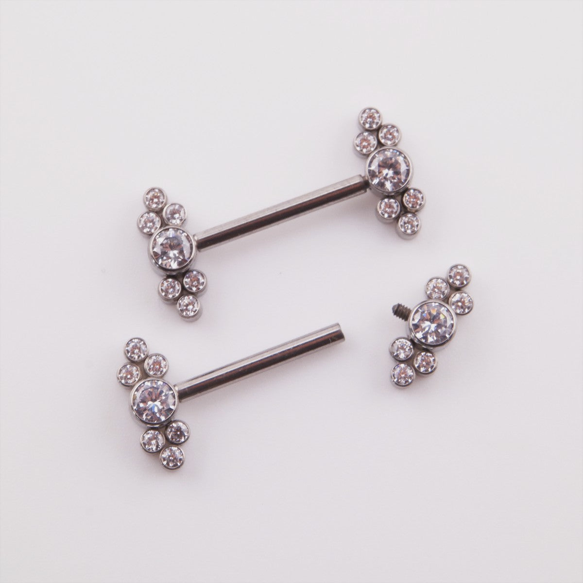 Isa Nipple Piercing in Titanium with Zirconia