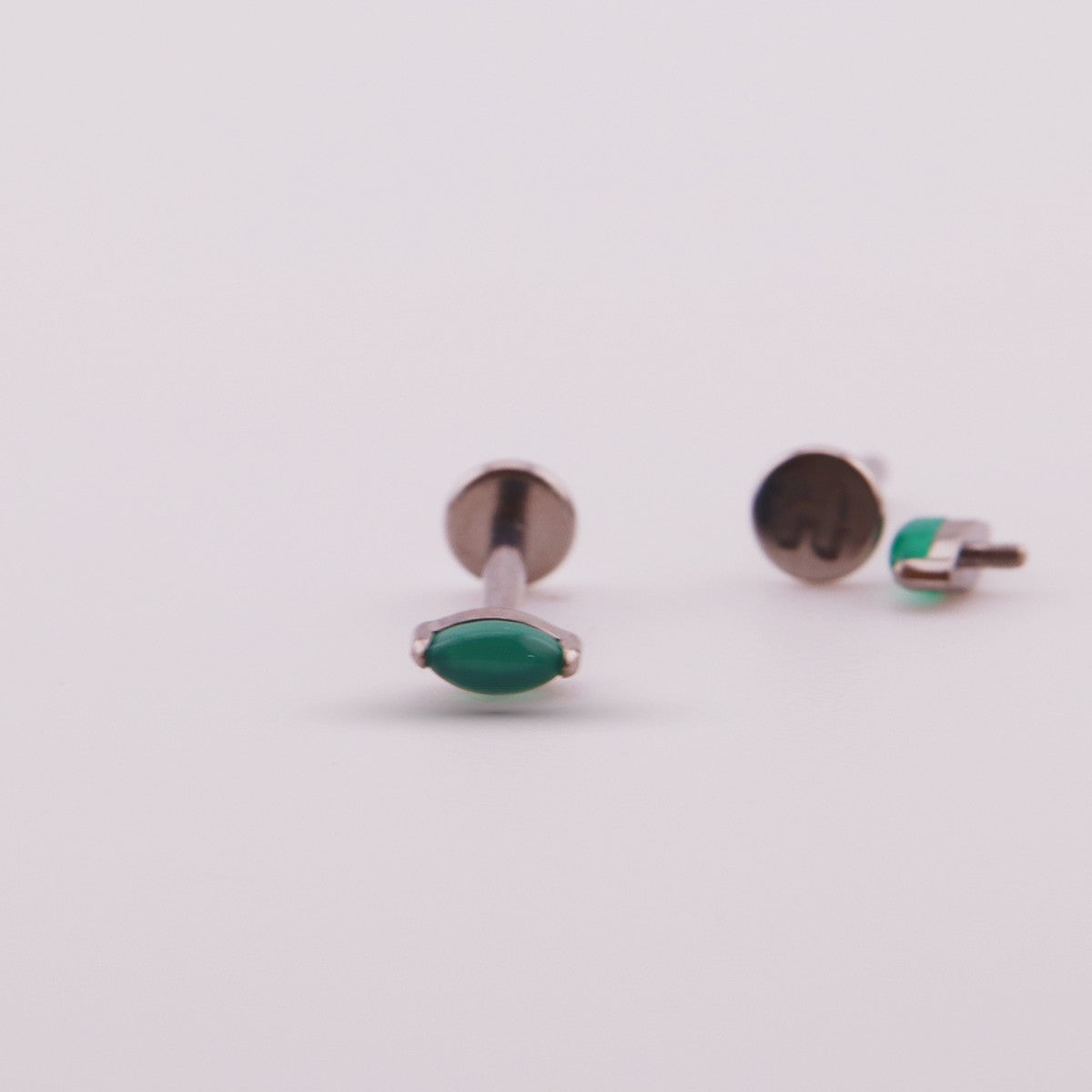 Labret NOA en Titanio